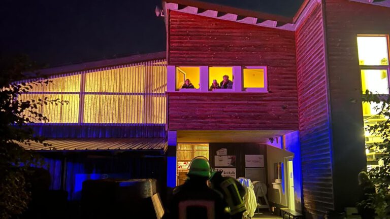 Feuerwehrübung im Reitverein